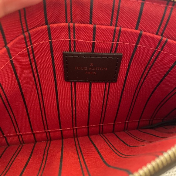 Louis Vuitton Brown Damier Pochette Wristlet - Picture 4 of 7